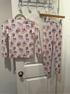 Bamboo Pink Minnie & Mickey TeaCups Long Sleeve Pajama Set 8/9 NWOT